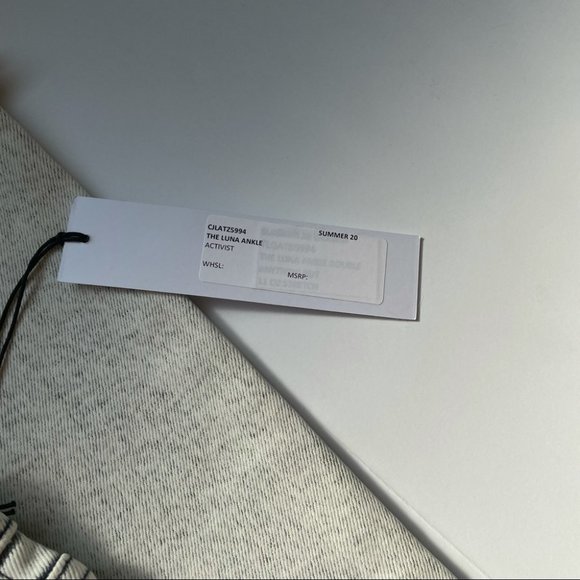 Joe’s Jeans Light Wash Frayed Cuff Skinny Jeans - Picture 2 of 8